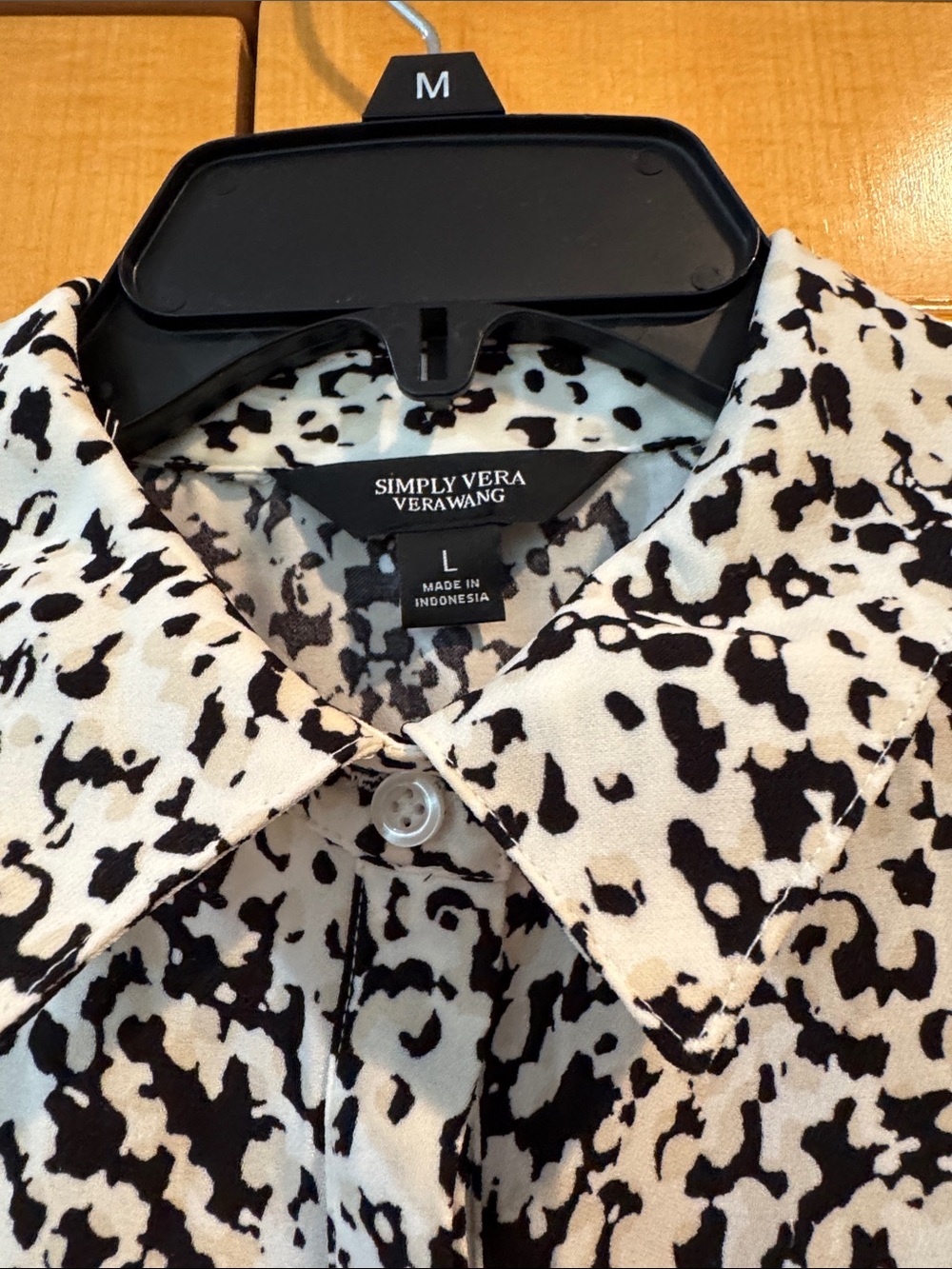 Simply Vera Vera Wang Black and White Sleeveless Ruffle Hem Blouse - Picture 2 of 7